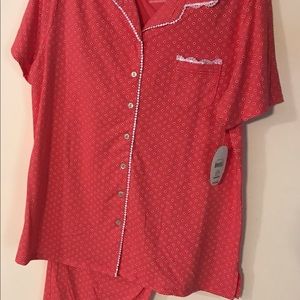 Secret Treasures Intimates & Sleepwear - NWT Secret treasure capris PJ set Secret Treasures Intimates & Sleepwear - NWT Secret treasure capris PJ set